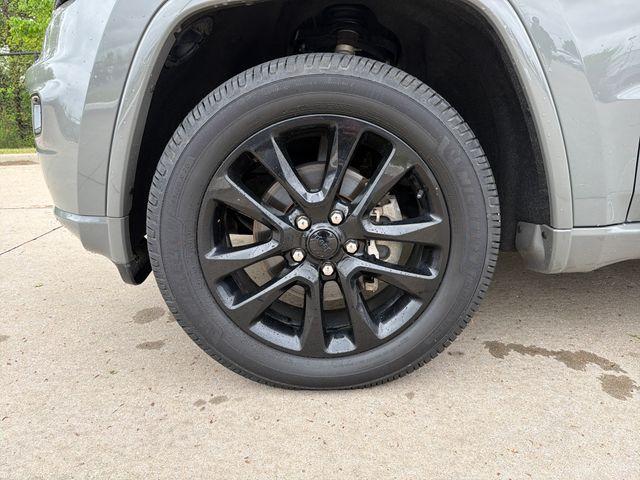 used 2020 Jeep Grand Cherokee car, priced at $21,495