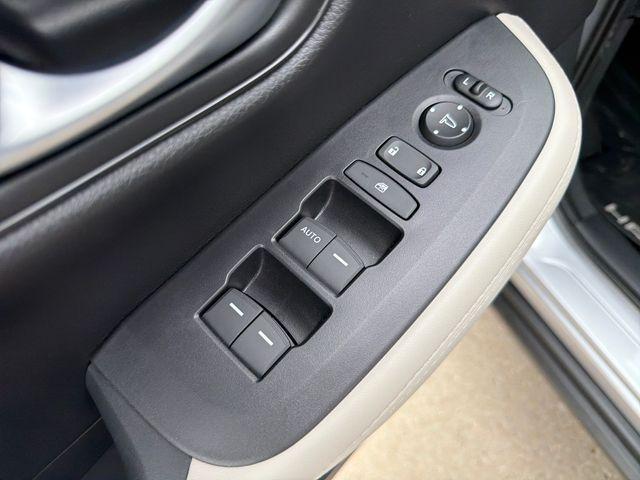 new 2026 Honda HR-V car, priced at $29,450