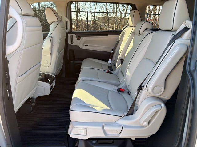 new 2026 Honda Odyssey car, priced at $48,990