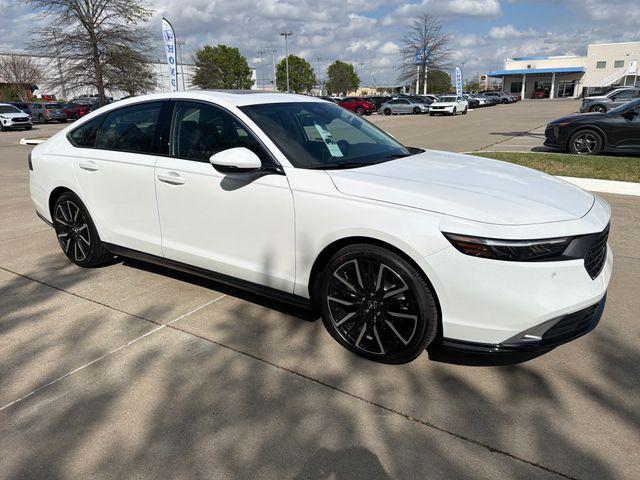 new 2026 Honda Accord Hybrid car, priced at $41,145