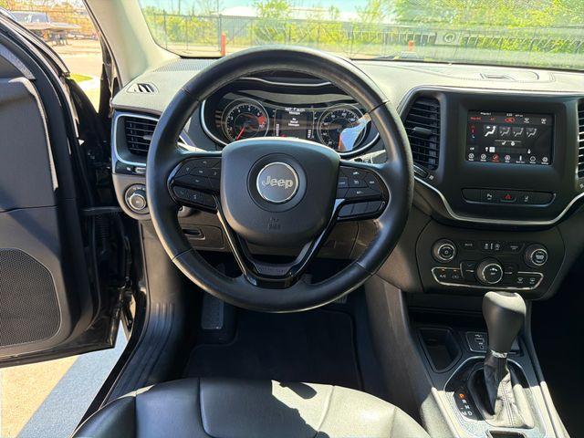 used 2021 Jeep Cherokee car, priced at $13,995