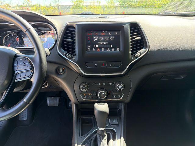 used 2021 Jeep Cherokee car, priced at $13,995