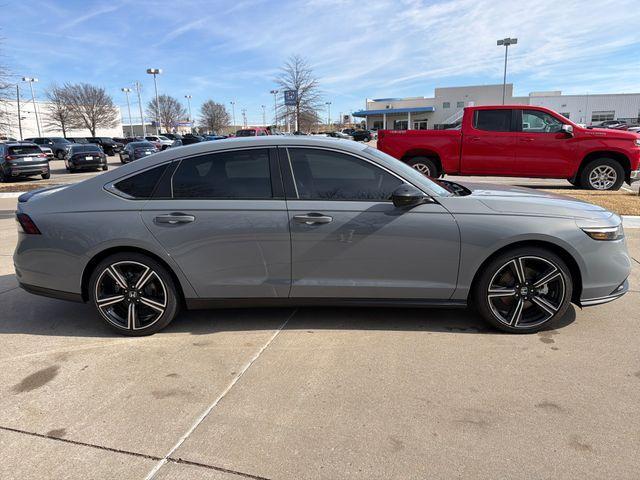 new 2025 Honda Accord Hybrid car, priced at $35,305