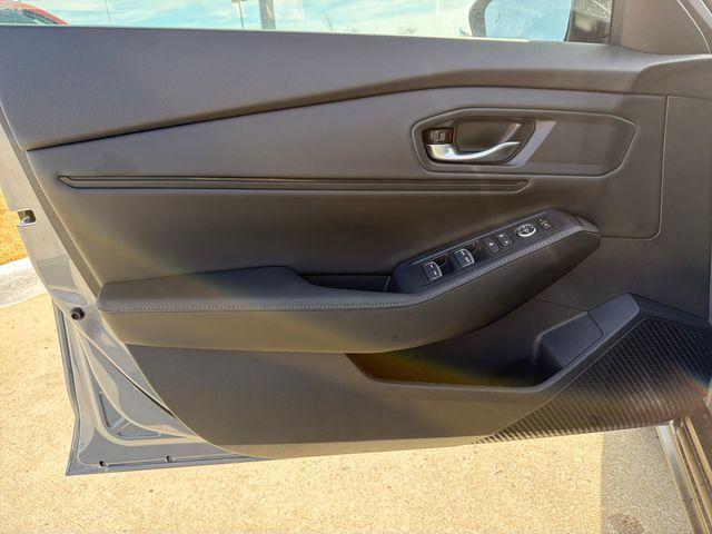 new 2025 Honda Accord Hybrid car, priced at $35,305