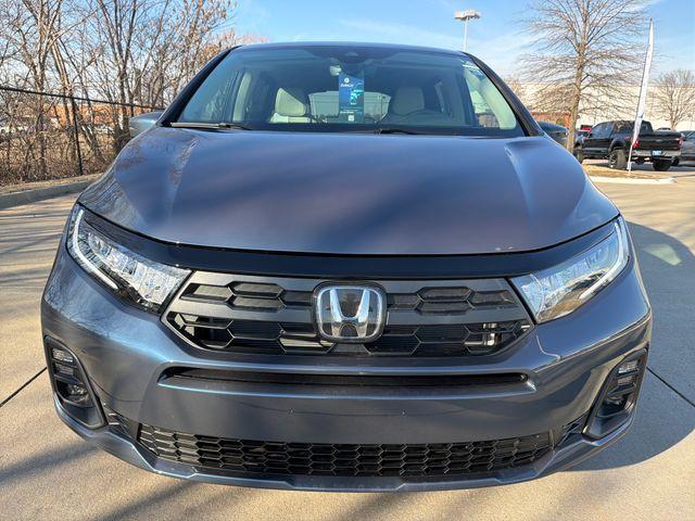 new 2026 Honda Odyssey car, priced at $44,290