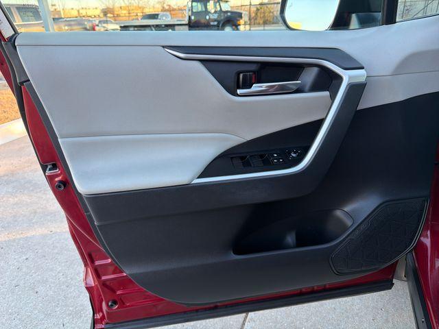 used 2020 Toyota RAV4 Hybrid car, priced at $21,390