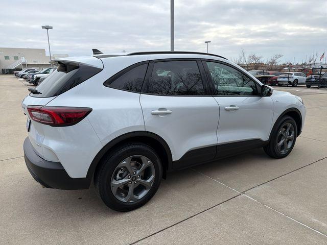 used 2025 Ford Escape car, priced at $25,895
