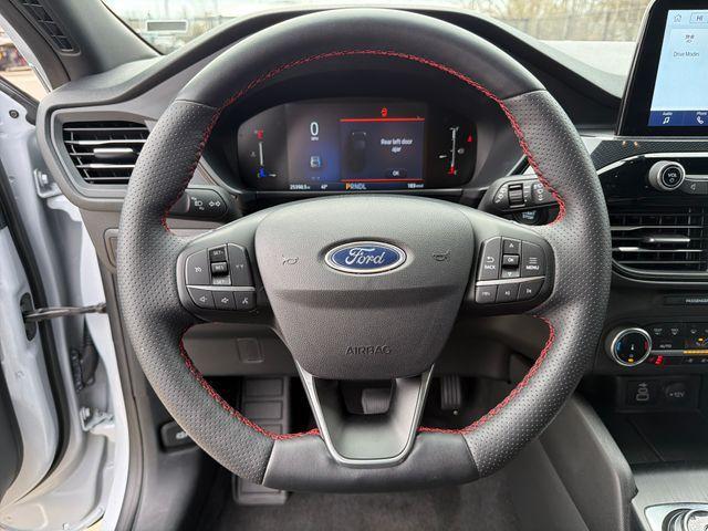 used 2025 Ford Escape car, priced at $25,895
