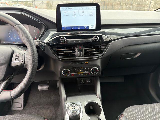 used 2025 Ford Escape car, priced at $25,895