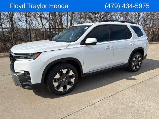new 2026 Honda Pilot car, priced at $55,445