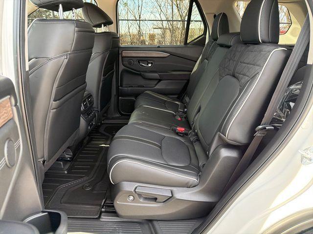 new 2026 Honda Pilot car, priced at $55,445