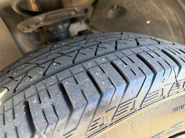 used 2025 Kia Sorento car, priced at $32,295