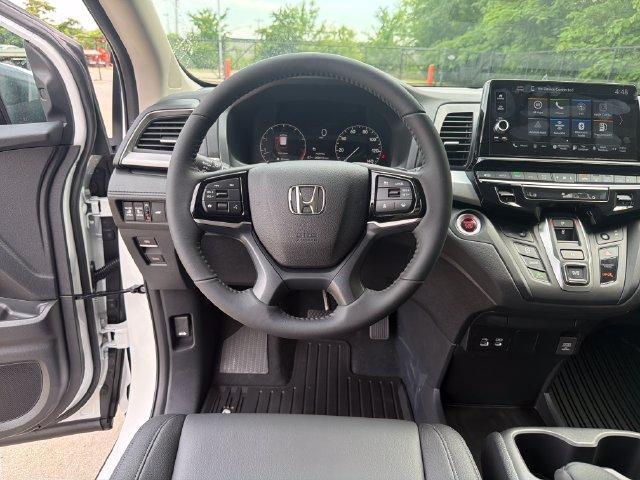 new 2026 Honda Odyssey car, priced at $45,705