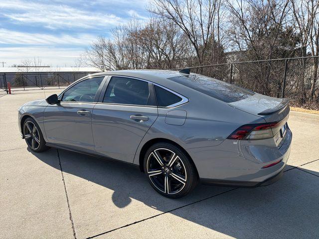 new 2025 Honda Accord Hybrid car, priced at $35,305