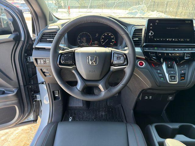 new 2026 Honda Odyssey car, priced at $45,845