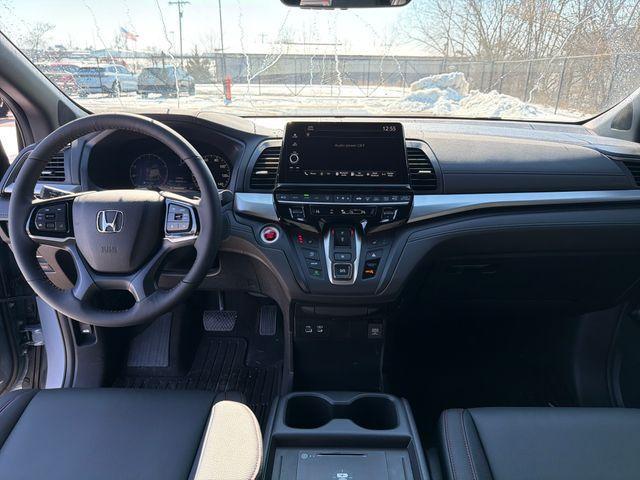 new 2026 Honda Odyssey car, priced at $45,845