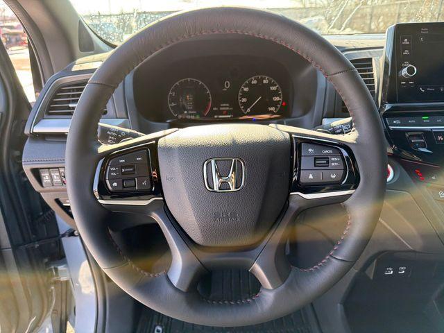 new 2026 Honda Odyssey car, priced at $45,845