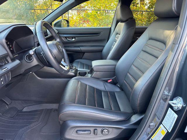 used 2025 Honda CR-V Hybrid car, priced at $33,621