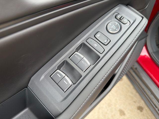 new 2025 Honda Accord Hybrid car, priced at $35,305