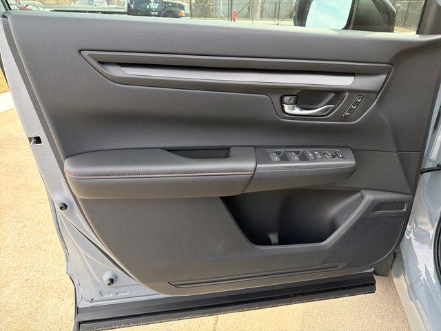 new 2026 Honda CR-V Hybrid car, priced at $40,630