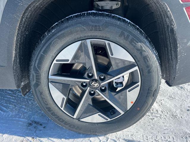 new 2026 Hyundai TUCSON Hybrid car, priced at $32,105