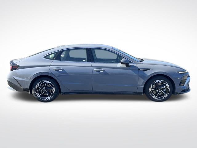 new 2026 Hyundai Sonata car, priced at $29,961
