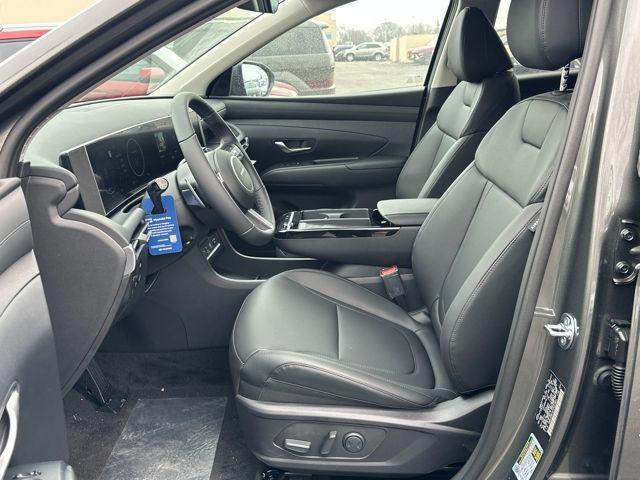 new 2026 Hyundai TUCSON Hybrid car, priced at $33,105