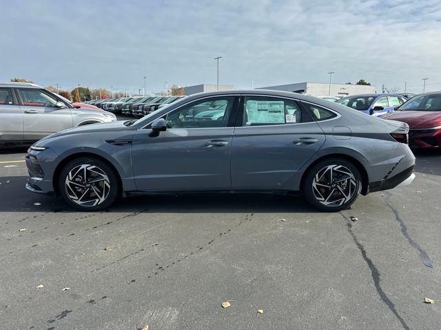 new 2026 Hyundai Sonata car, priced at $28,895