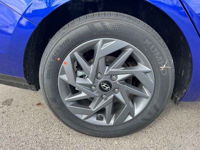 new 2026 Hyundai ELANTRA HEV car, priced at $26,496