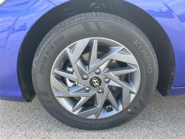 new 2026 Hyundai ELANTRA HEV car, priced at $26,496