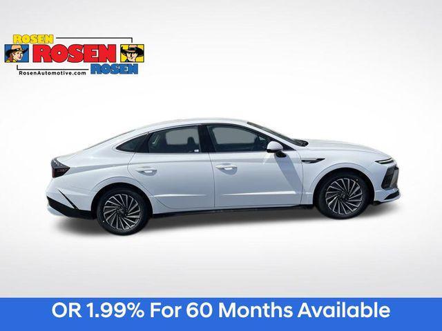 new 2025 Hyundai Sonata Hybrid car, priced at $28,630