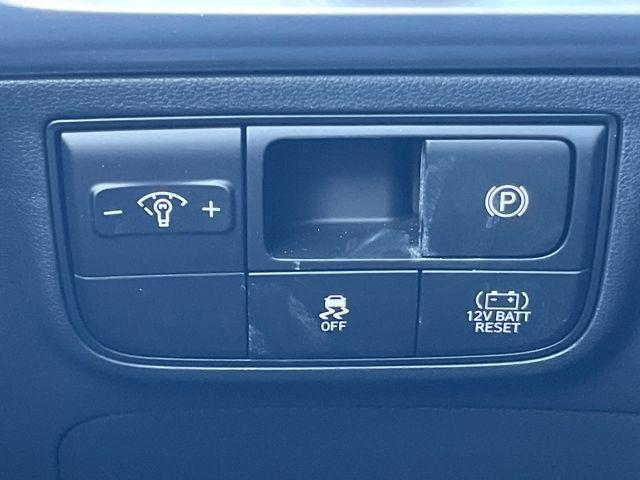 new 2026 Hyundai TUCSON Hybrid car, priced at $30,375