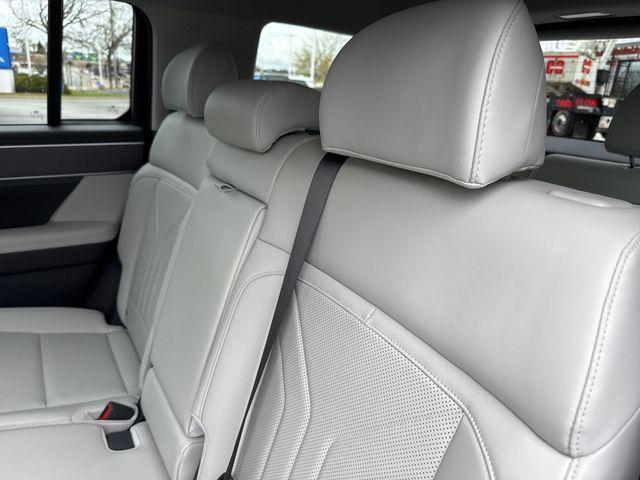 used 2025 Hyundai Santa Fe car, priced at $32,086