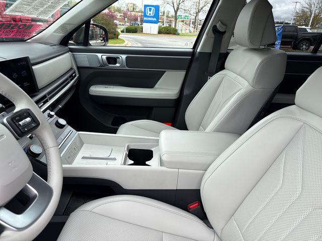 used 2025 Hyundai Santa Fe car, priced at $32,086