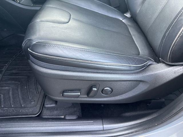 used 2022 Hyundai Santa Fe car, priced at $25,467