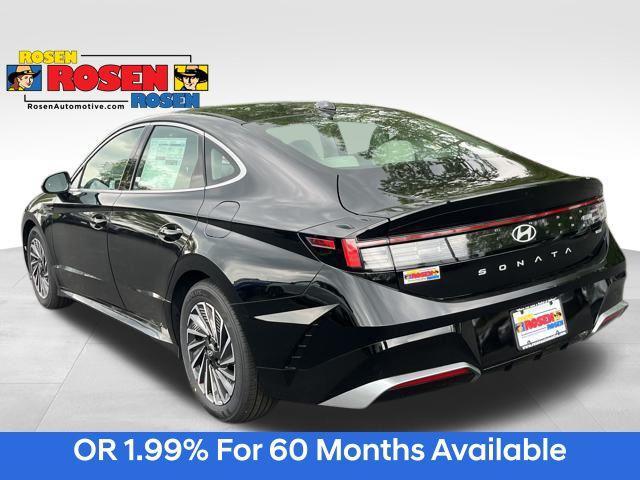 new 2025 Hyundai Sonata Hybrid car, priced at $28,210