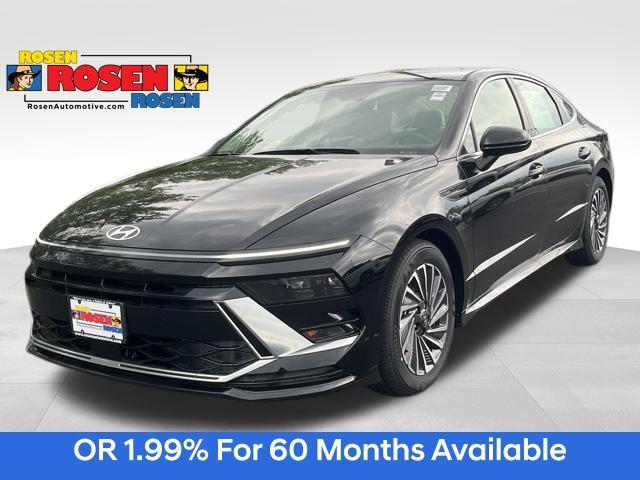 new 2025 Hyundai Sonata Hybrid car, priced at $28,210