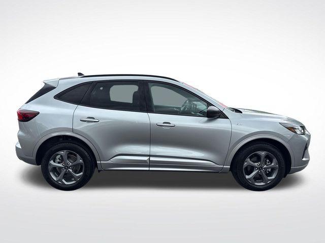 used 2023 Ford Escape car, priced at $26,901