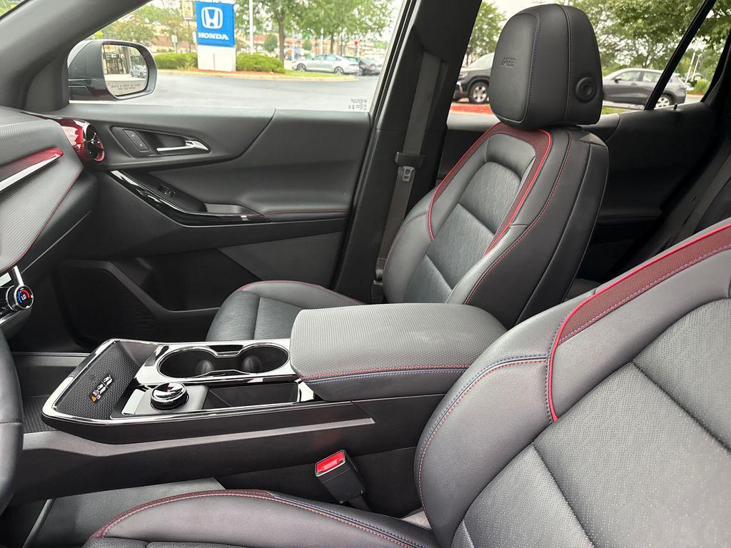 used 2025 Chevrolet Equinox car, priced at $35,216