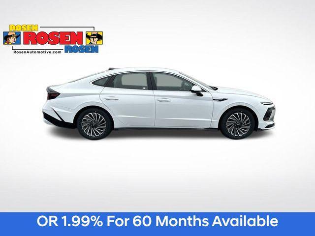 new 2025 Hyundai Sonata Hybrid car, priced at $28,575
