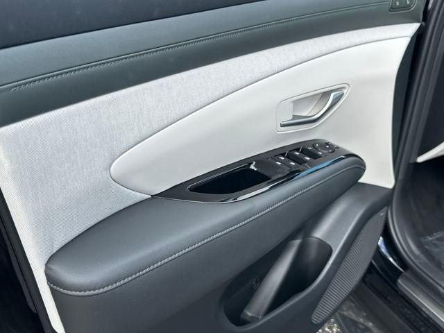 new 2025 Hyundai Tucson car, priced at $36,940