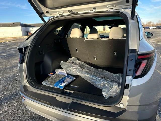 new 2025 Hyundai Tucson car, priced at $35,942