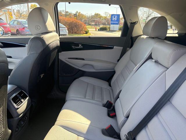 used 2019 Kia Sorento car, priced at $19,484