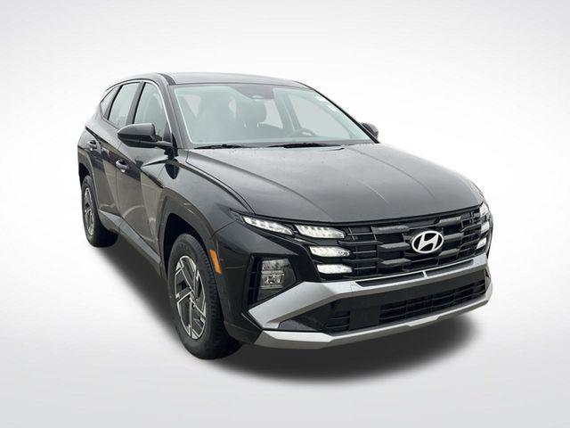 new 2026 Hyundai TUCSON Hybrid car, priced at $33,515