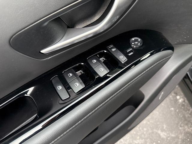 used 2024 Hyundai TUCSON Hybrid car, priced at $28,489