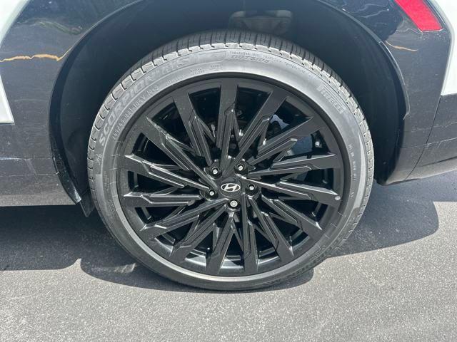 new 2025 Hyundai Santa Fe car, priced at $42,825