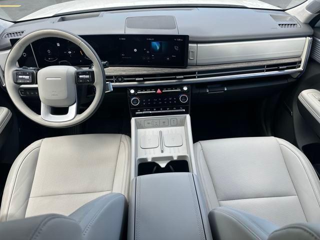new 2025 Hyundai Santa Fe car, priced at $42,825