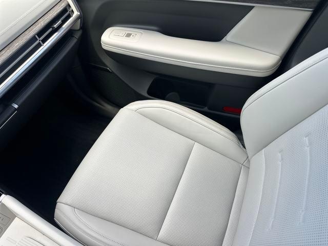 new 2025 Hyundai Santa Fe car, priced at $43,325