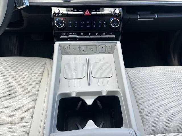 new 2025 Hyundai Santa Fe car, priced at $43,325