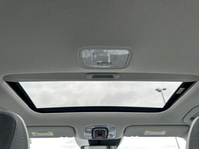 new 2025 Hyundai Elantra car, priced at $25,040